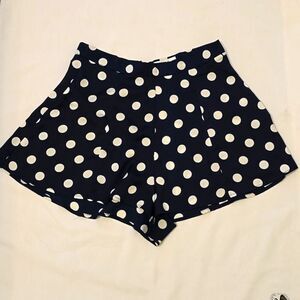 LF - SEEK the Label - Navy and White Polka Dot Short Size Medium